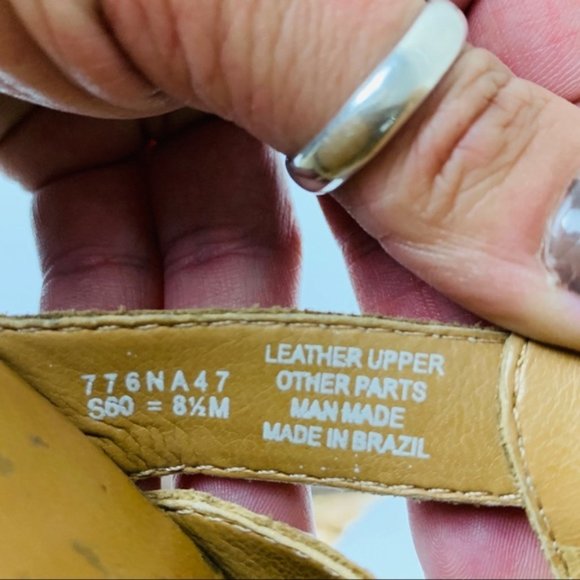 Naturalizer Basketweave Tan Clog Heel Sandals - Picture 6 of 6